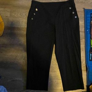 Stretchy Women’s Black Slack Capris with Pockets